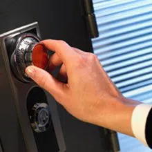 Medfield Lock And Locksmith Medfield, MA 508-980-7059 - sb-com-01